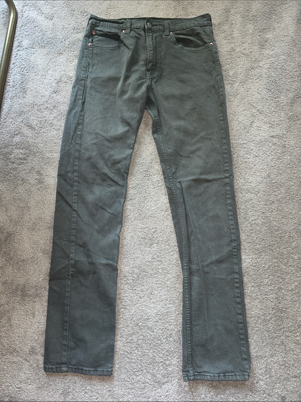 Men's Levi’s 505 Straight Jeans in Green (W32 L34)